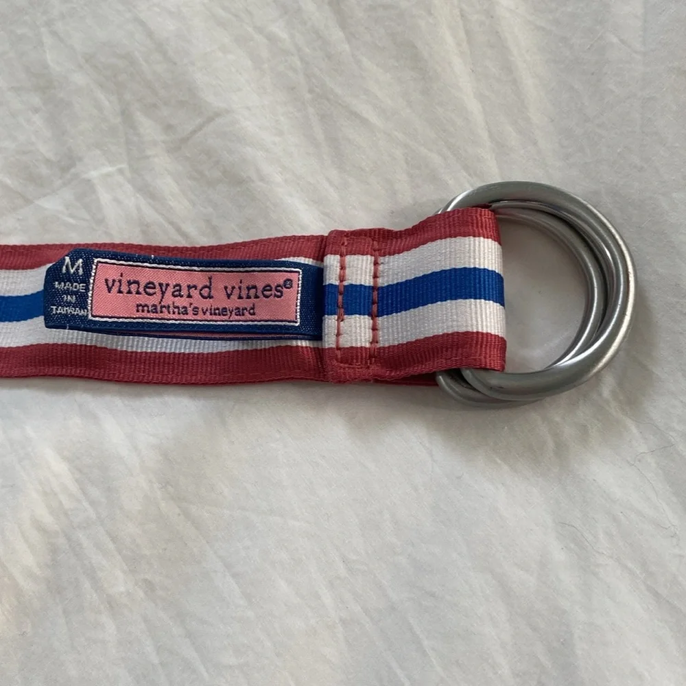 Vineyard Vines youth red, white and blue striped belt - size medium